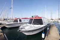 Buque de rescate en venta