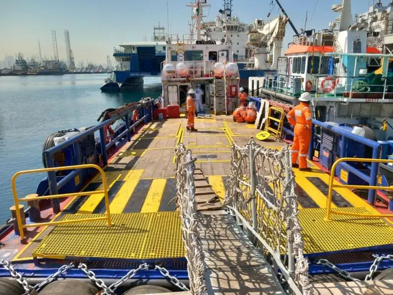 Barco de tripulación en venta