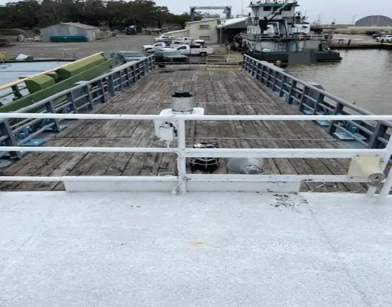 Barco de tripulación en venta
