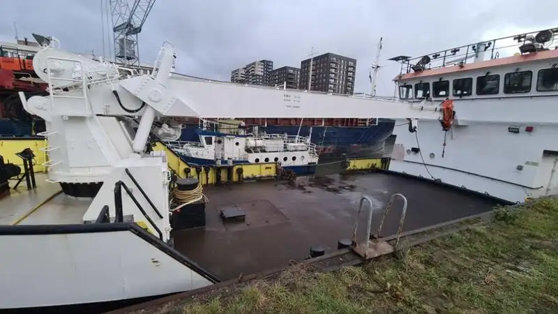 Barco de suministro en venta