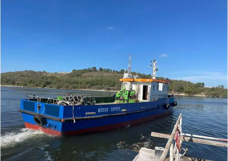 Barcos de trabajo en venta