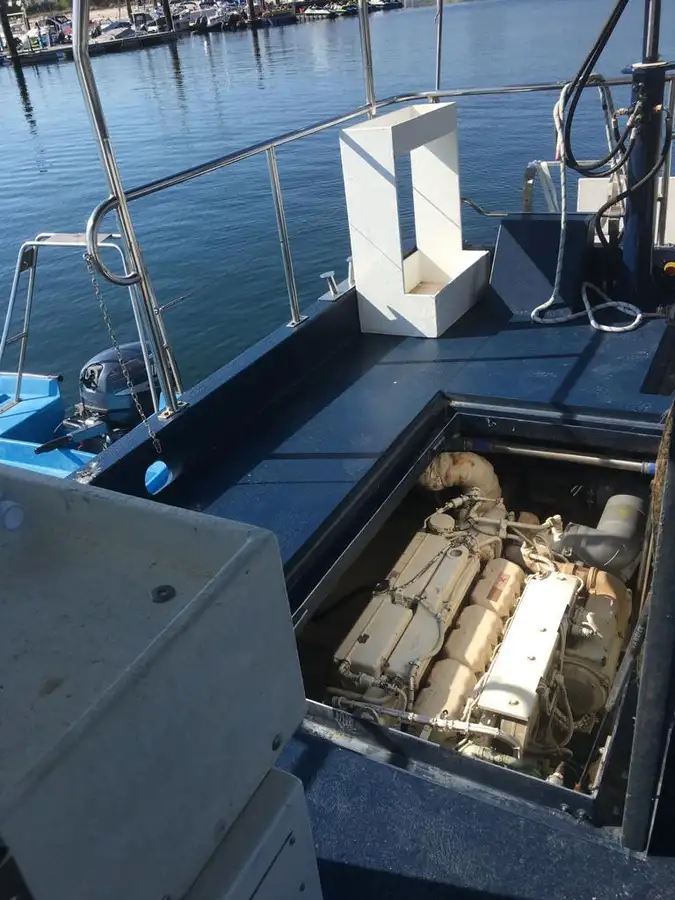 Barcos de trabajo en venta