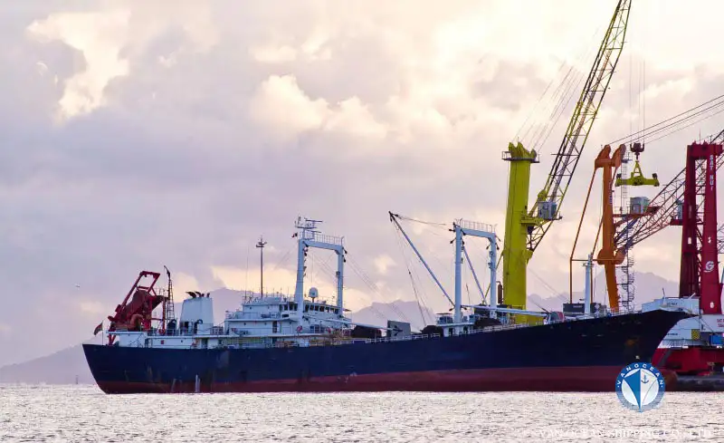 Barco frigorífico en venta