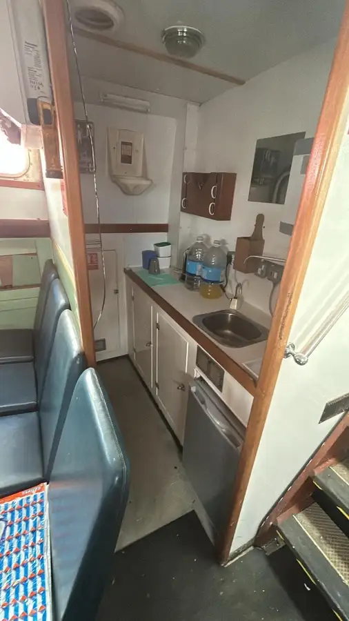 Barco de transbordador en venta