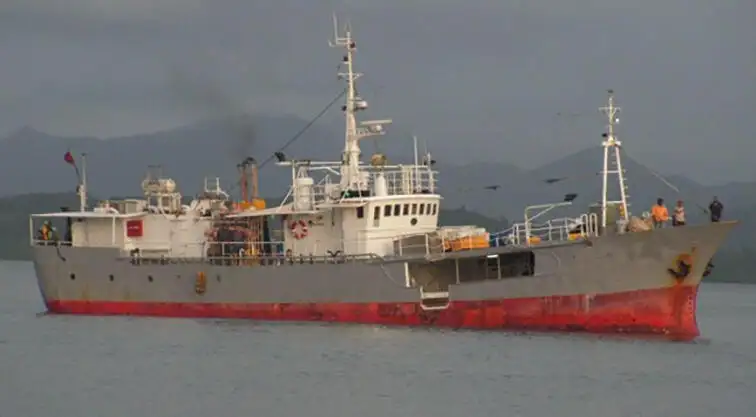 Buque palangrero en venta