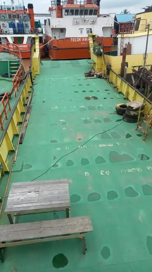 Lancha de desembarco, tanque en venta