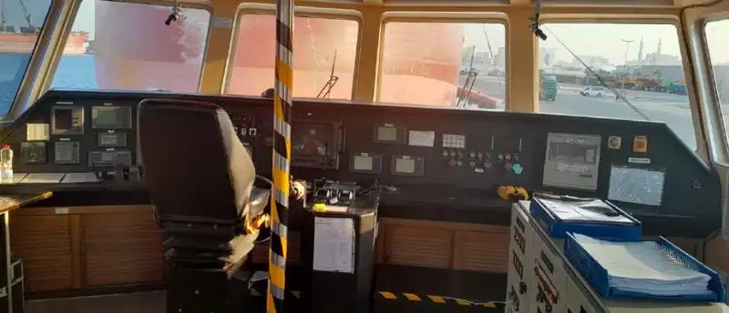 Barco de tripulación en venta