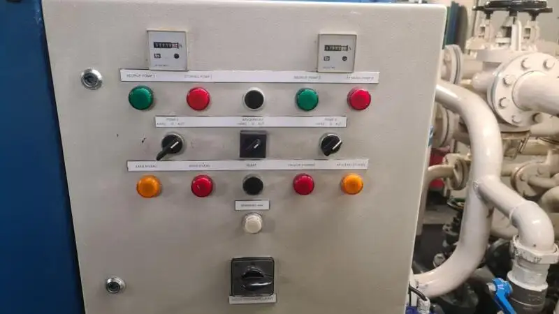 Barco de suministro en venta