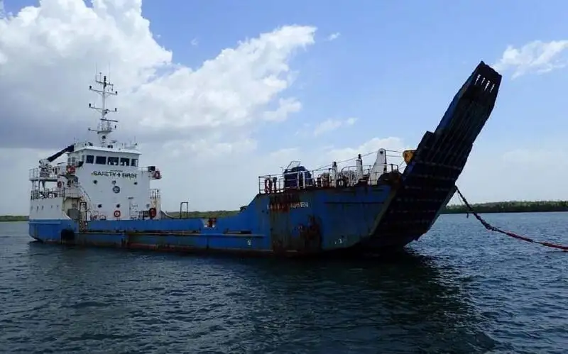 Lancha de desembarco, tanque en venta