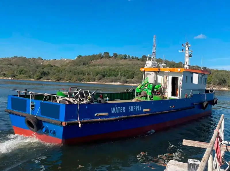Barcos de trabajo en venta