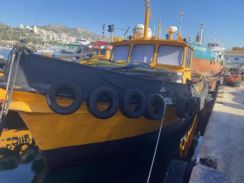 Barcos de trabajo en venta