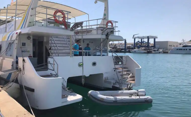 Barco de transbordador en venta