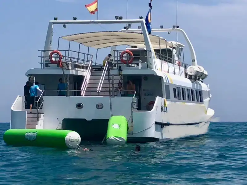 Barco de transbordador en venta