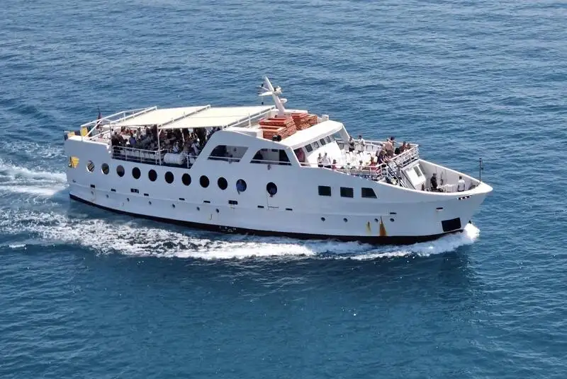 Barco RoPax en venta