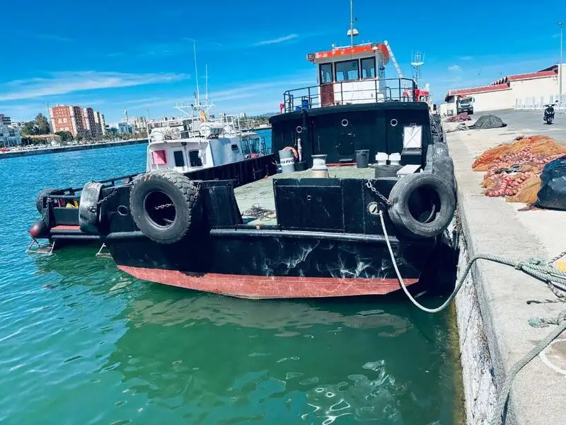 Barcos de trabajo en venta