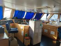 Barco de tripulación en venta