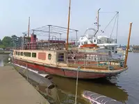 Barco de transbordador en venta