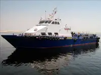 Barco de tripulación en venta