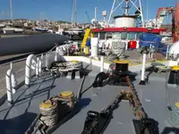 Buque de investigación en venta