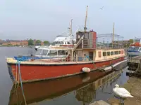 Barco de transbordador en venta