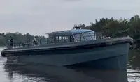 Barco de tripulación en venta